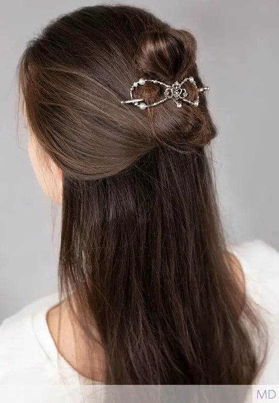 Diana princess crown hair clip