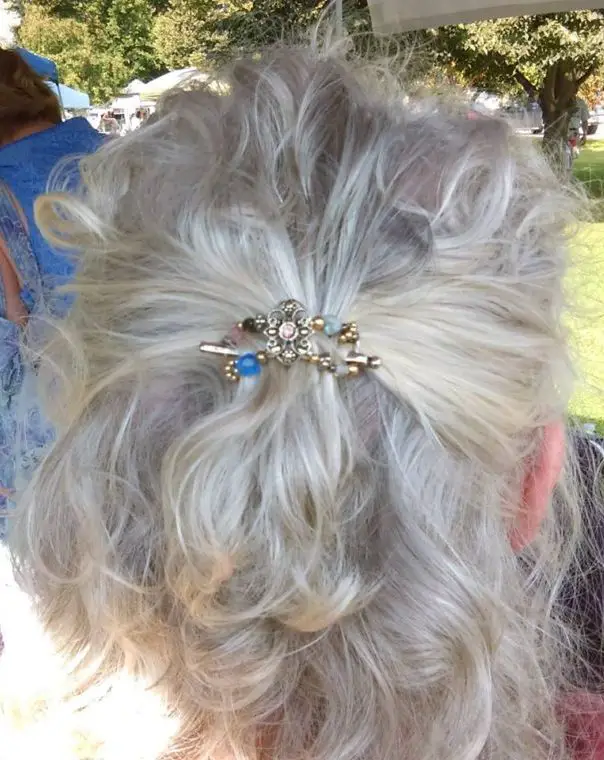 mini hair clip silver hair