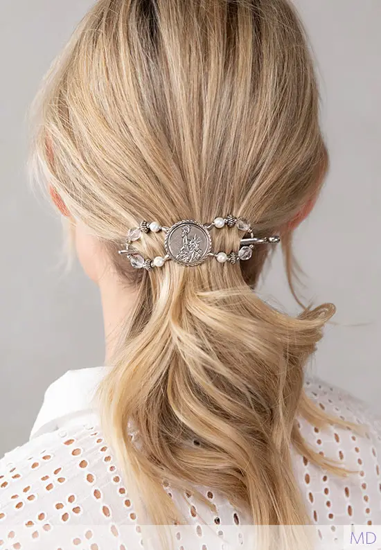 Lady Liberty hair clip ponytail