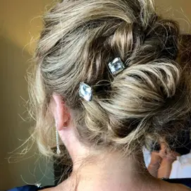 updo with hair pins