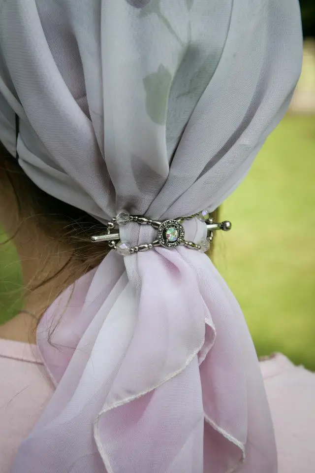 modest headscarf with flexi