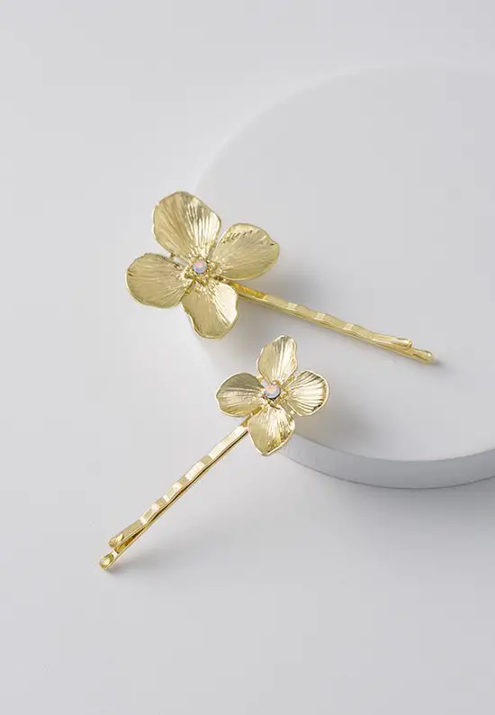gold flower bobby pins