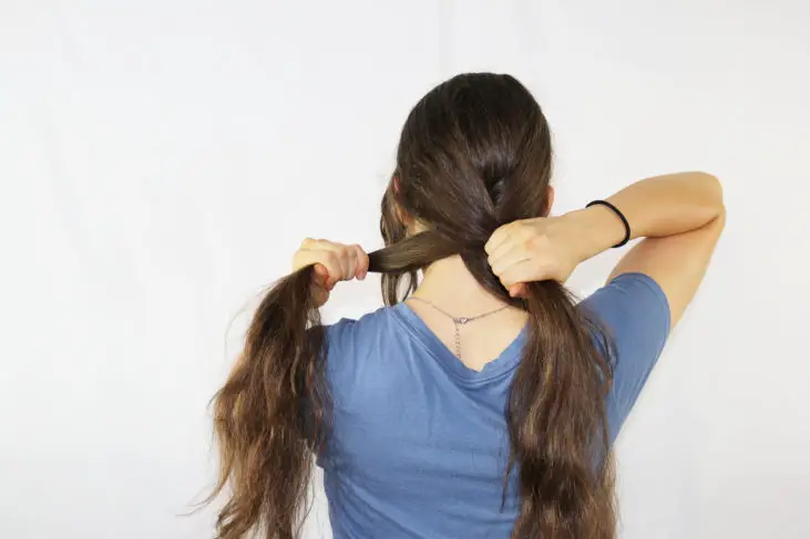 How to Braid your Hair with a Flexi Clip - Beautiful Life