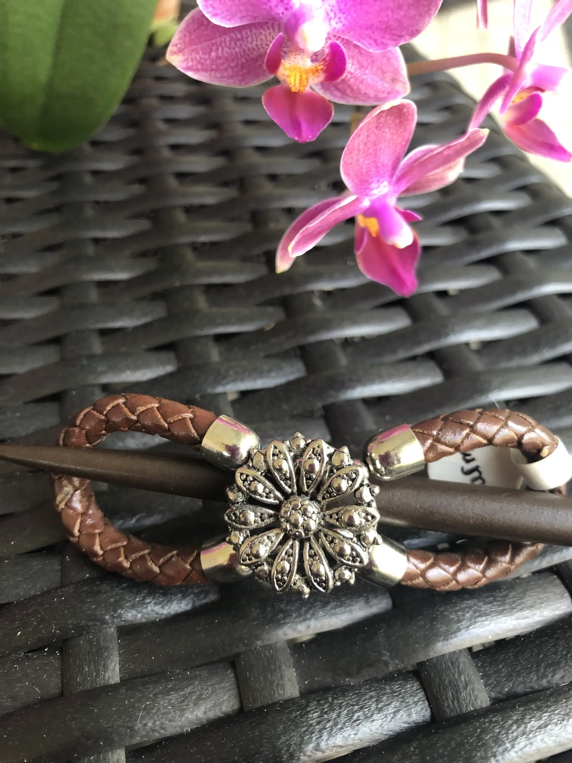 leather hair slide with stick