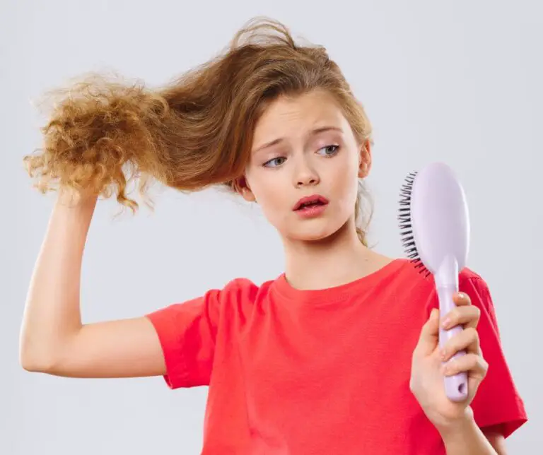 How To Take Care Of Your Hair While Camping (11 Easy Tips) Beautiful Life