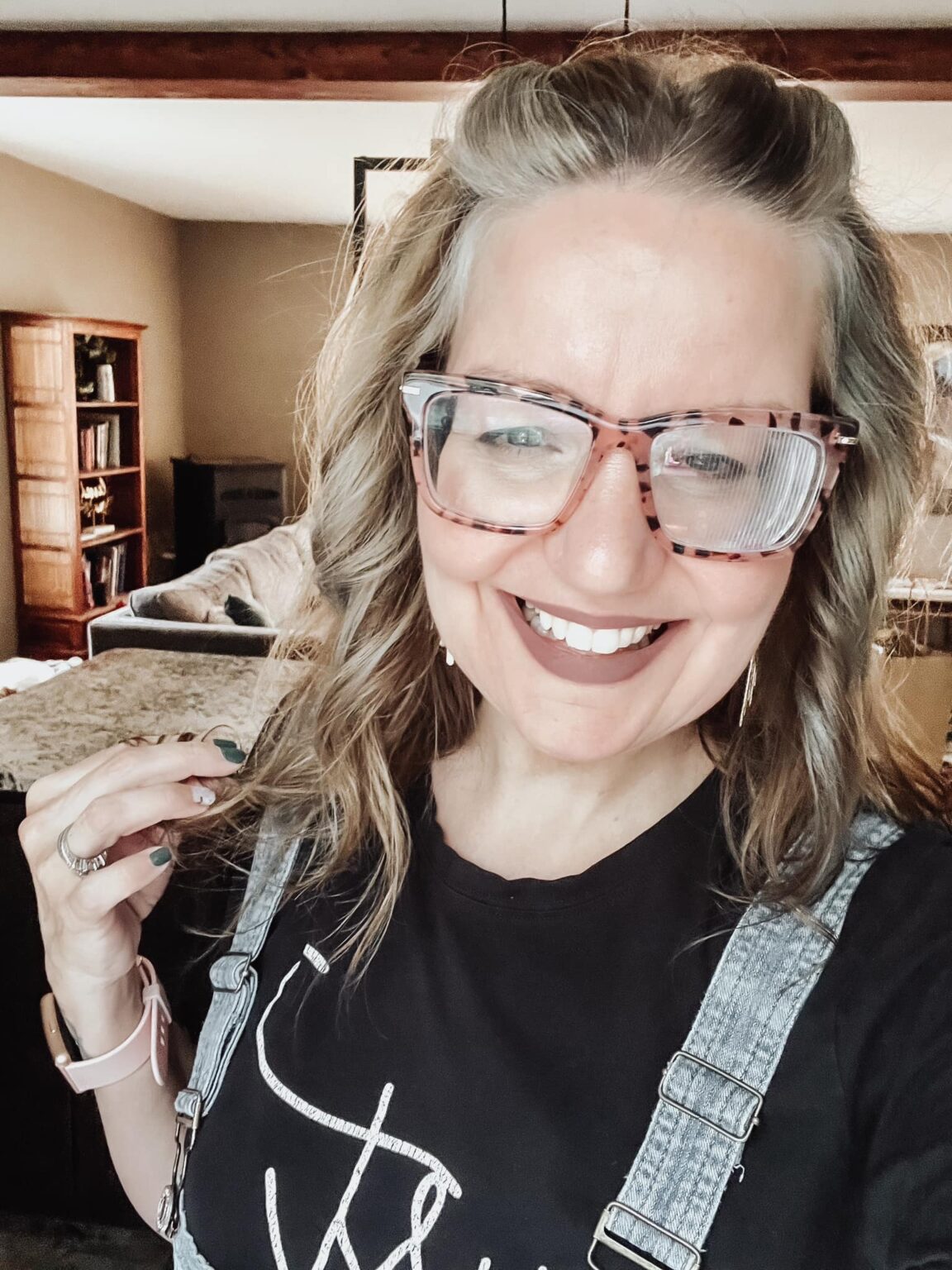 How to Dye Your Hair Grey at Home (What to do and what NOT to do