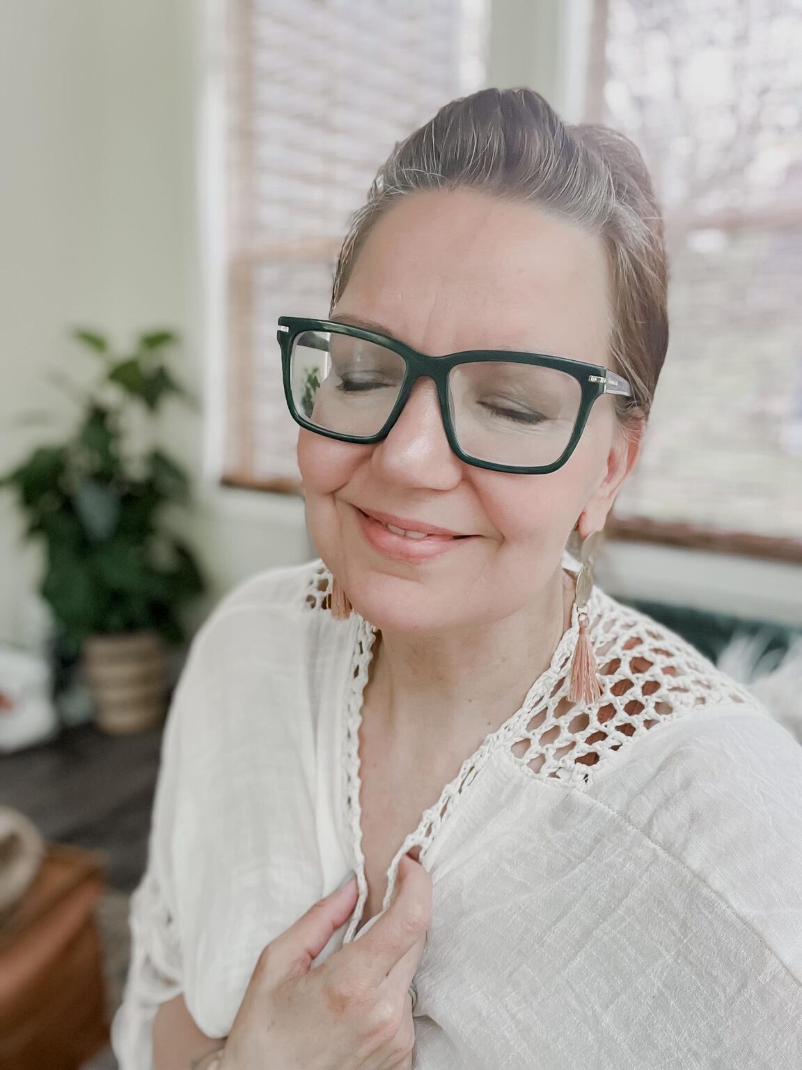 How to Dye Your Hair Grey at Home (What to do and what NOT to do